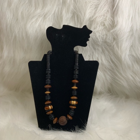 Handmade…Elegant Black and Brown Beaded Necklace (NWOT) - Picture 1 of 2
